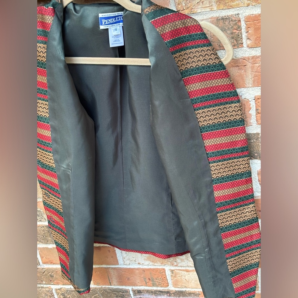 Pendleton Holiday Vest. Fully Lined, Button Front… - image 5